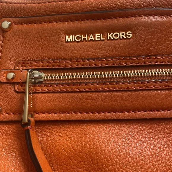 Orange Michael kors bag - Picture 2 of 4